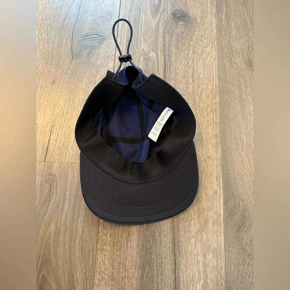 Athleta Ultra Light Run Cap 3.0 Dark Blue - Picture 2 of 6